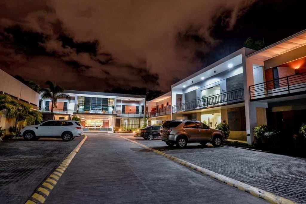 The Horizon Suites And Arcade General Santos City Екстериор снимка
